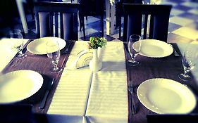 Garni Hotel Tri O