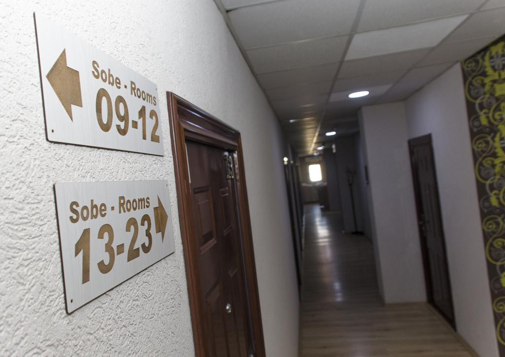 Garni Hotel Tri O Kragujevac Dış mekan fotoğraf